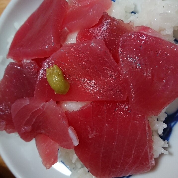 まぐろのとろろ丼